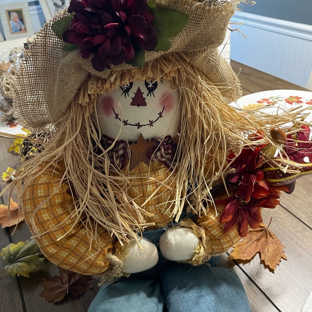 Handmade Scarecrow - Picture 3 of 3